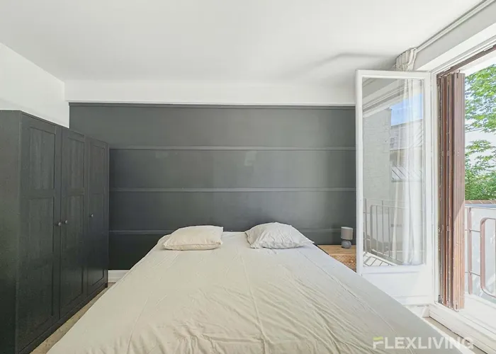 Flexliving - - Friant * パリ